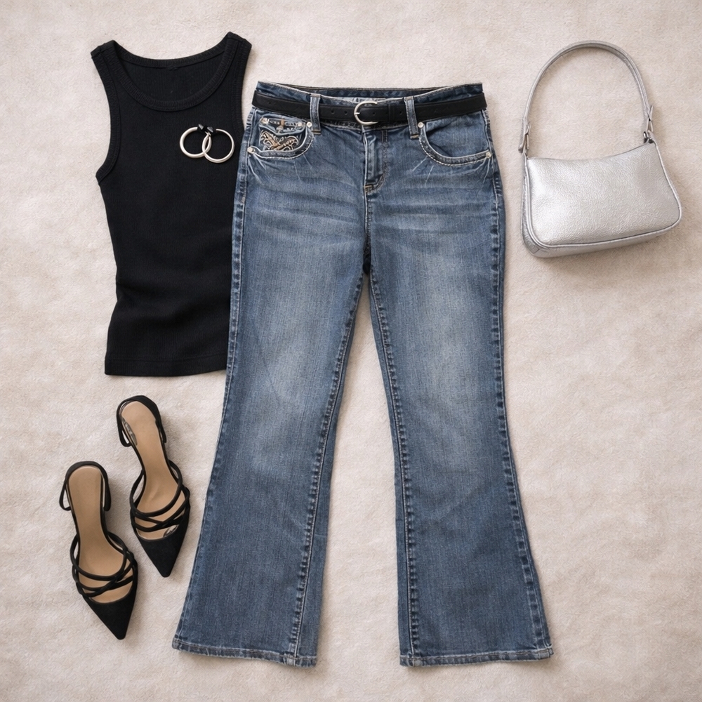 Earl Jeans Y2K Embellished Bootcut Jeans Size 6P Studded Flap Pocket Glam Denim